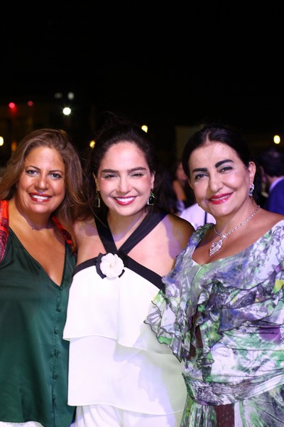 A 5-Star Party Under the Stars